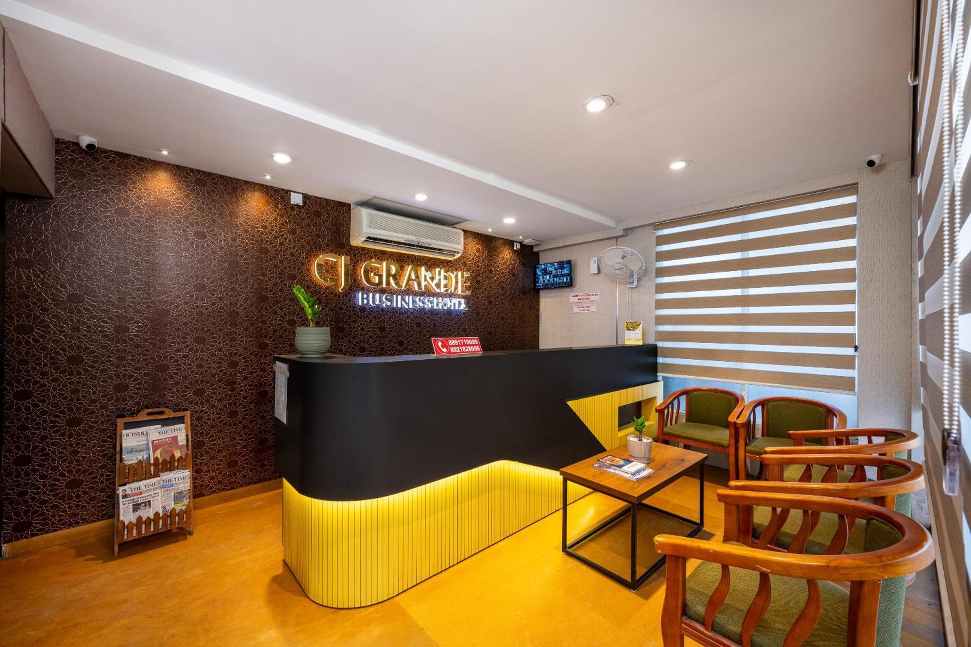 Cj Grande By Jesway Hotels & Resorts Kochi Exterior photo