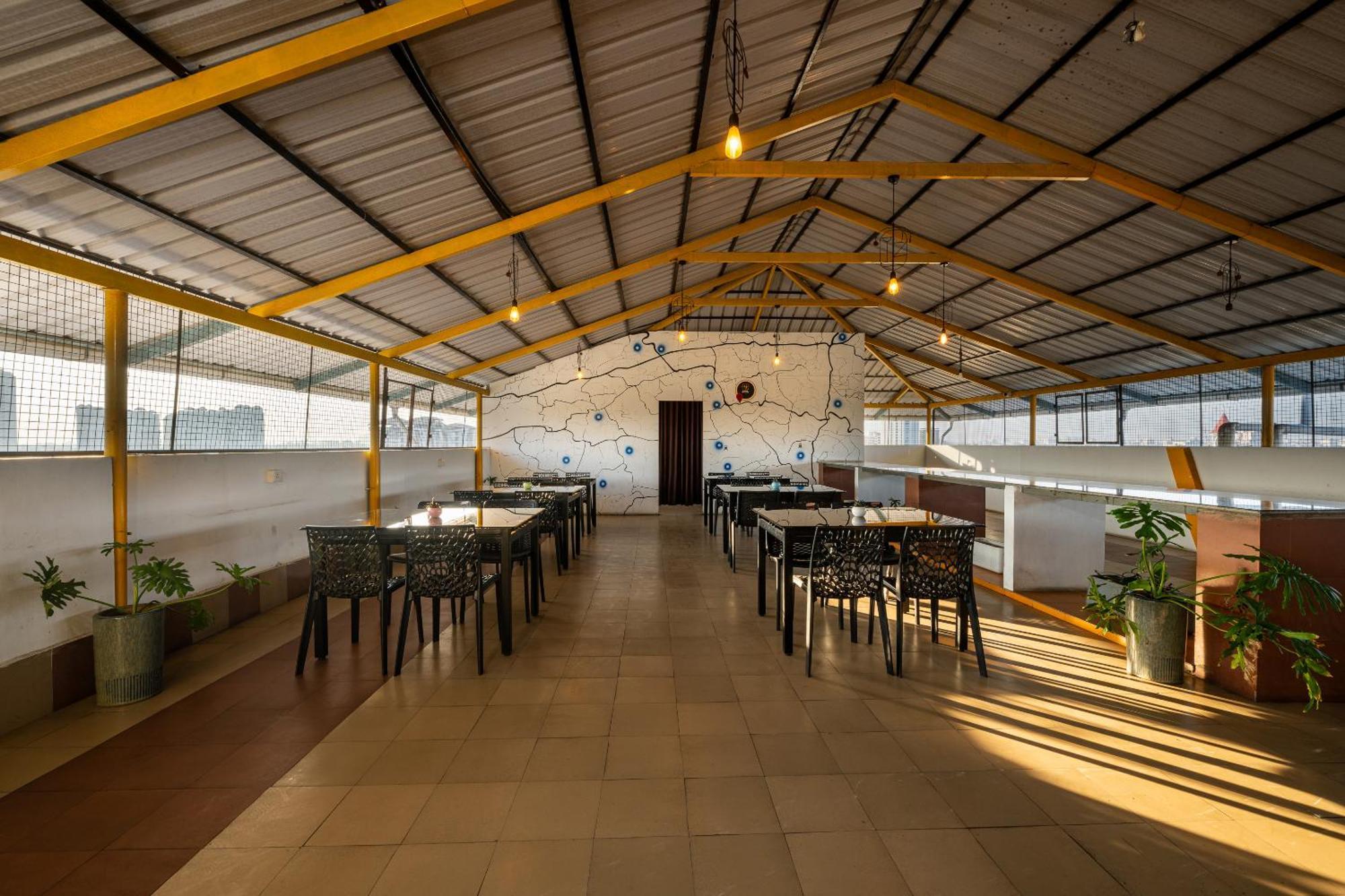 Cj Grande By Jesway Hotels & Resorts Kochi Exterior photo